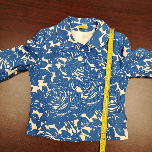 Floral Blazer - Picture 7 of 8